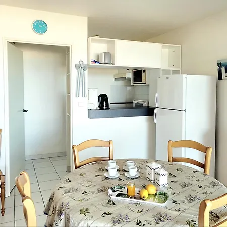 Appartement - T2 5 Pers, Accès Plage, Piscine, Parking - Fr-1-794-118